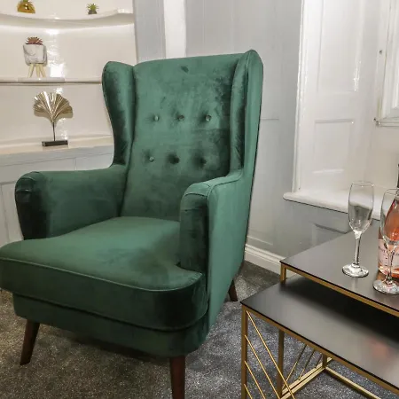 47 Baxtergate * Whitby