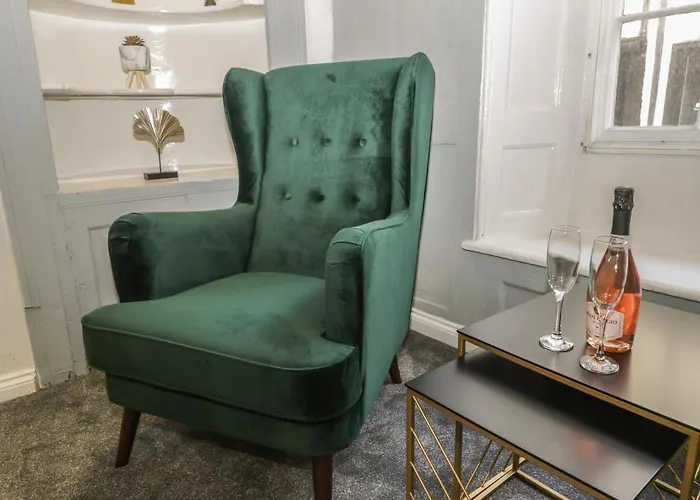 47 Baxtergate * Уитби